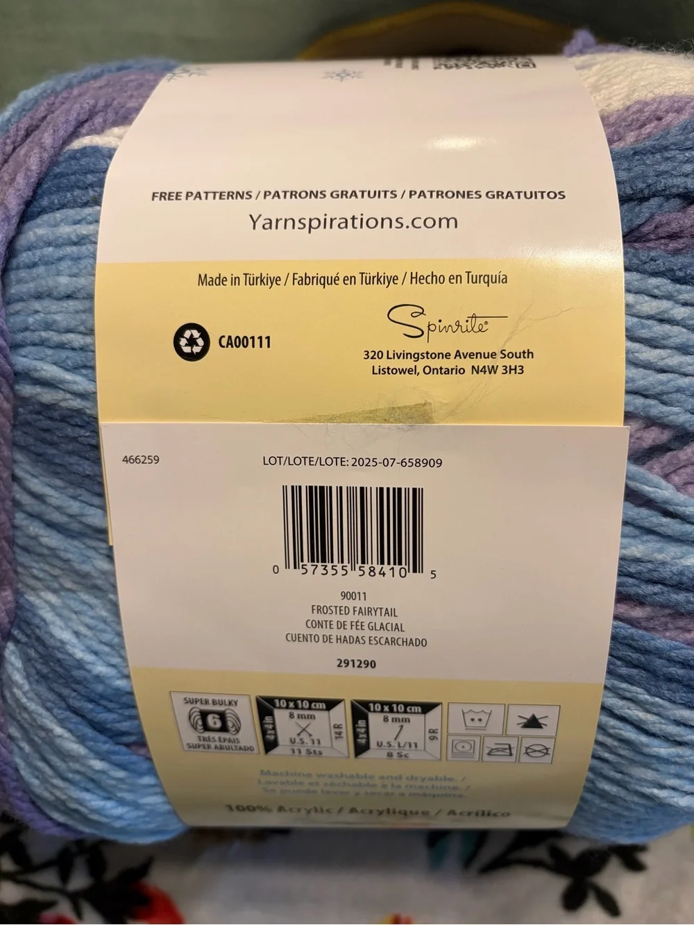 Caron Limited edition anniversary cake in the color frosted fairytale